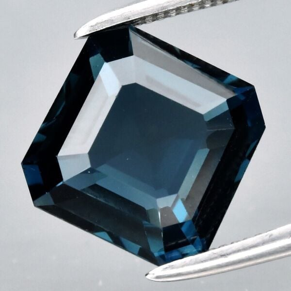 3.34ct 8.5x8.3mm VS Octagon Natural London Blue Topaz Gemstone, Brazil