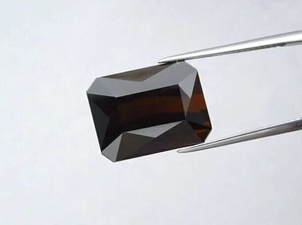 17.18ct Scissor-Cut Natural Unheated Deep Greenish Yellow Tourmaline