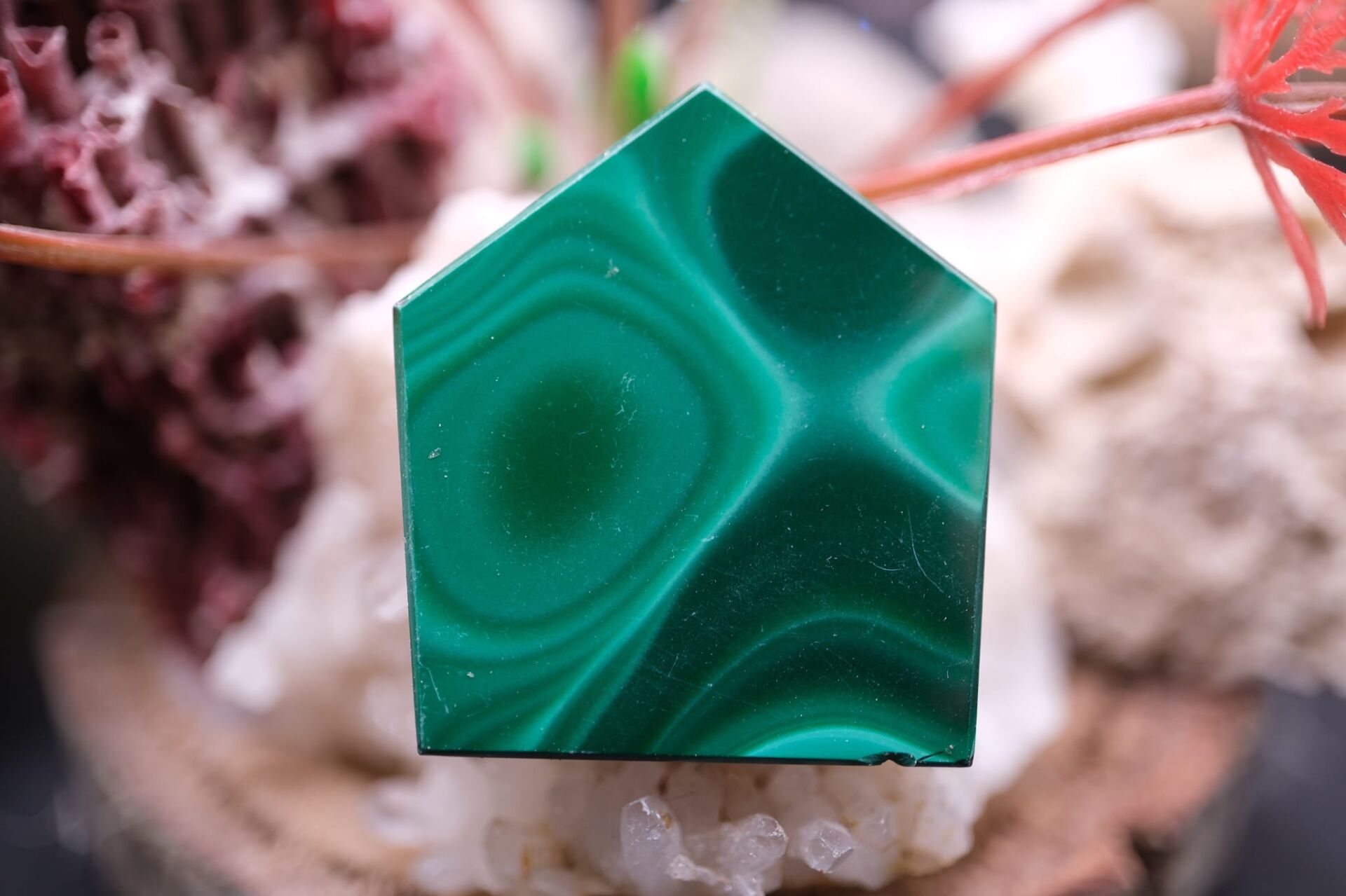36.25ct 29.1x25.7mm Fancy Natural Malachite