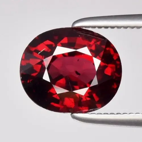 2.09ct VS Oval Natural Reddish Purple Rhodolite Garnet - Madagascar Gemstone
