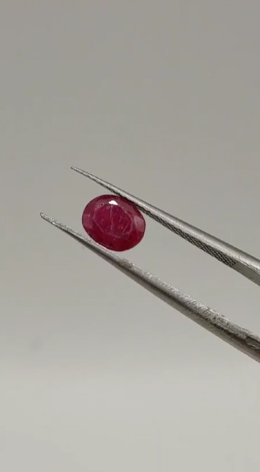 1.35ct 6.6x5.4mn Oval Natural Unheated Ruby