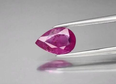 1.08ct 8.6x5.7mm Pear Purplish Red Ruby Gemstone Mozambique *Heated