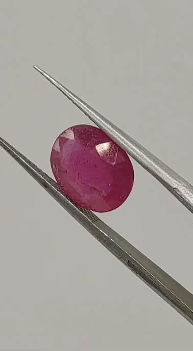 4.15ct 11.3x9.2mm Oval Natural Ruby ( Heated Glass Filling)
