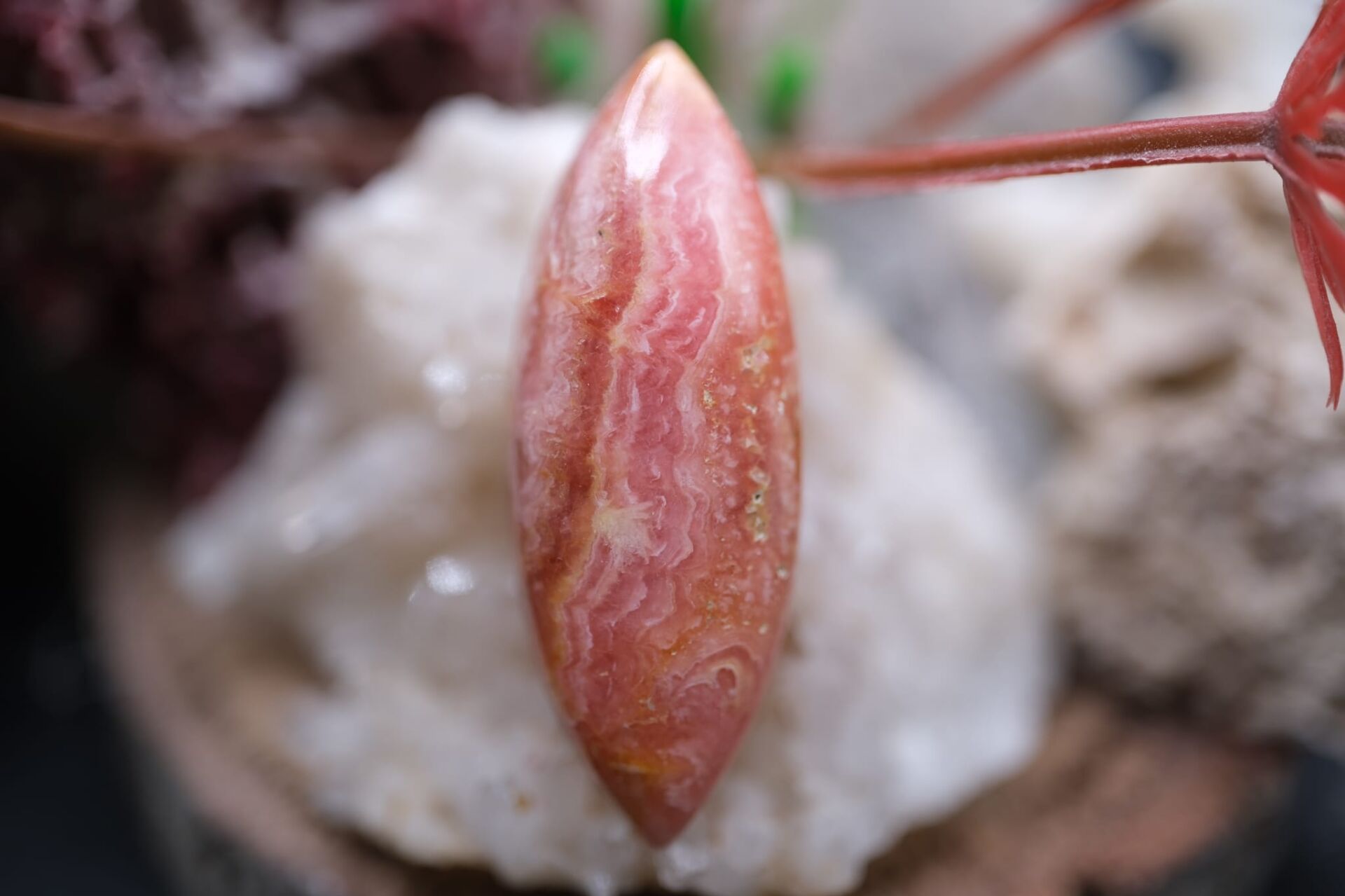 21.90ct 31.9x12mm Marquise Natural Rhodokrosite