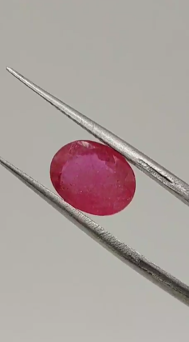 3.00ct 9.8x7.6mm Oval Natural Ruby ( Heated Glass Filling)