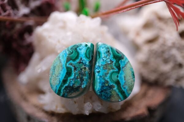 15.85ct 18.2x12.5mm Pear Natural Malachite&Chrysacolla  Pair