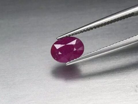1.83ct 8.3x6.2mm Oval Purplish Red Ruby Unheated Tanzania