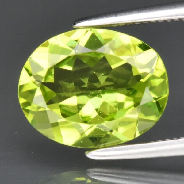 2.38ct 9.8x7.8mm VS Oval Natural Untreated Green Peridot Gemstone, Myanmar