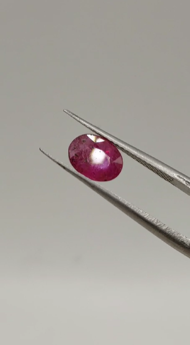 1.40ct 7.8x5.9mn Oval Natural Unheated Ruby