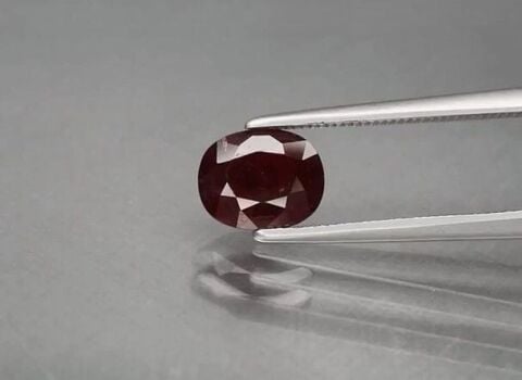 1.34ct 7.5x6mm Oval Red Ruby Africa *Heated