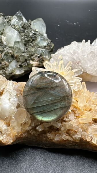 29.80ct 23.3 mm Natural Labradorite
