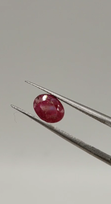 1.25ct 7.3x5.6mn Natural Unheated Ruby