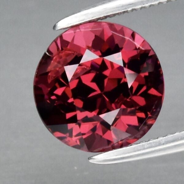 2.11ct 7.2mm Round Natural Purplish Pink Rhodolite Garnet Gemstone, Mozambique
