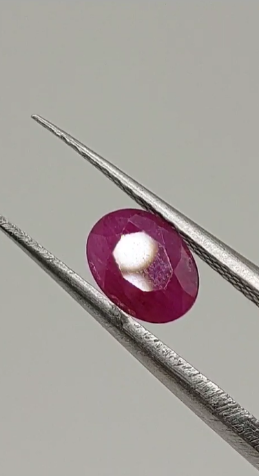 1.00ct 6.5x4.9mm Oval Natural Ruby