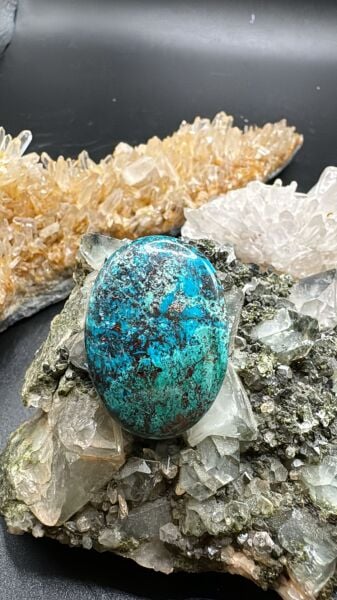 33.45ct 31.9x23 mm Natural Chrysacolla
