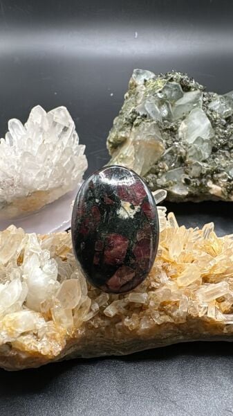 38.80ct 32.4x22.4 mm Natural Eudolite Stone