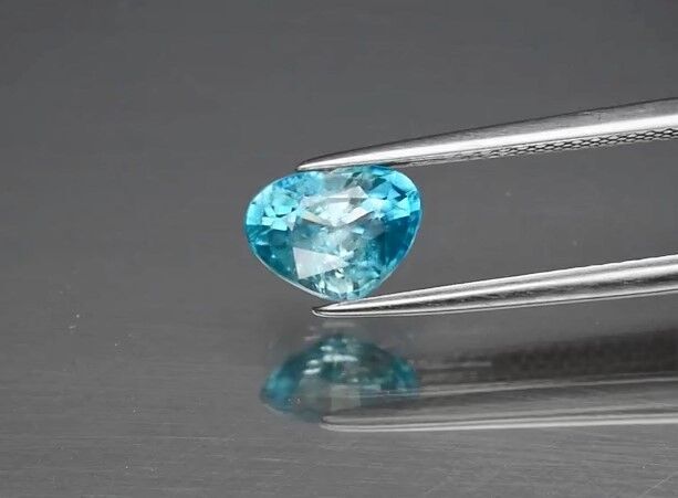 2.04ct 8.2x6.3mm Heart Natural Gentle Heat Blue Zircon, Cambodia