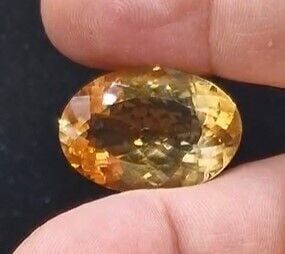 28.43ct 25.9x18.2mm Oval Natural Citrine