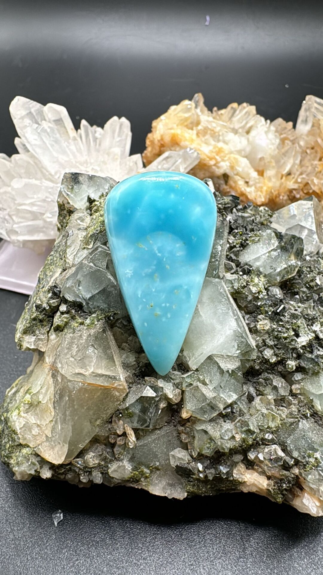 28.00ct 33.07x17.95mm Natural Hemmimorfite