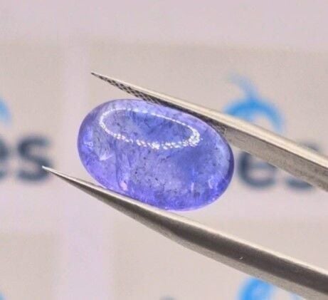8.61ct 15.3x10.6mm Oval Cab. Natural Tanzanite