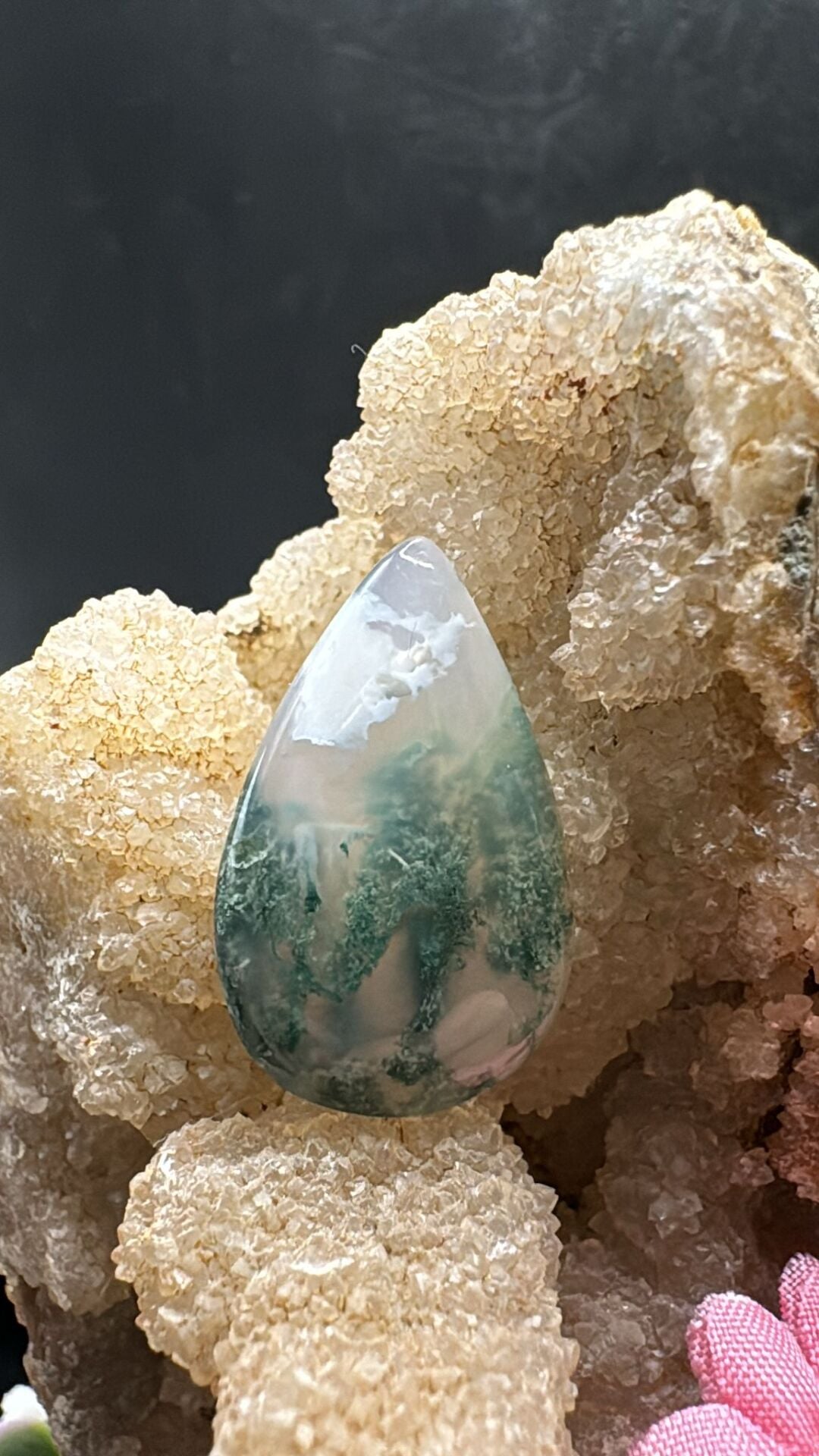 14.10ct 24,7x15,5 mm Natural Moss Agate