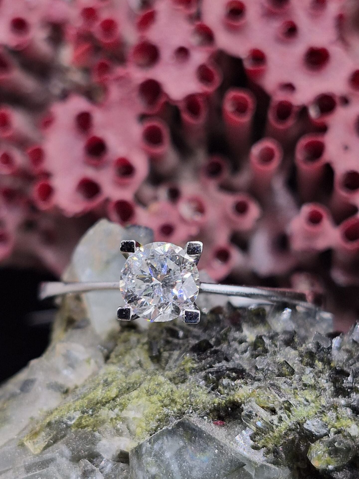 0.46ct H/SI2 Round Tek Taş Pırlanta Yüzük - HRD Sertifikalı
