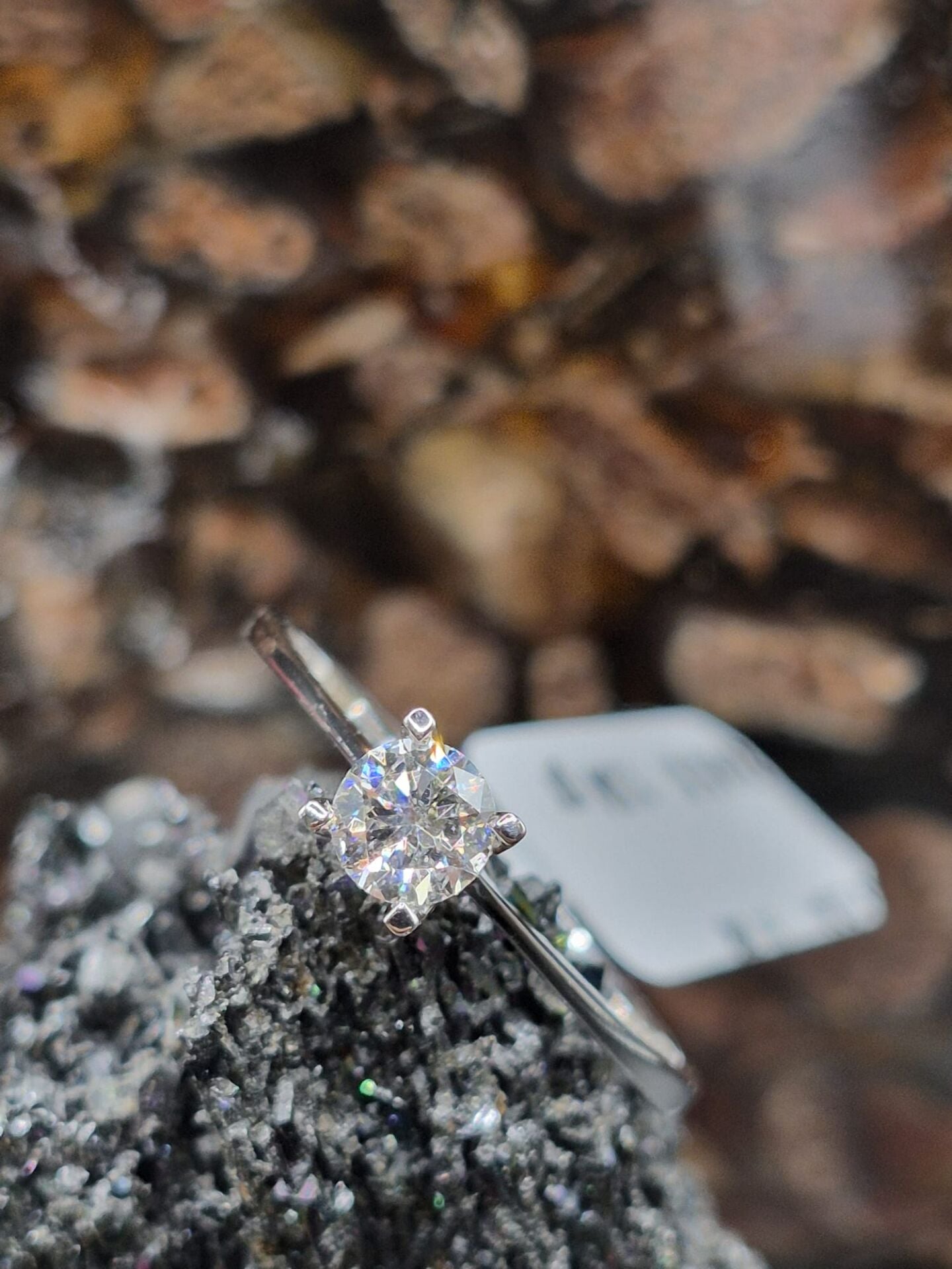 0.35ct H/SI2 Round Tek Taş Pırlanta Yüzük - HRD Sertifikalı