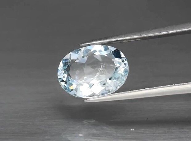 1.93ct 10x7.3mm Oval Natural Blue Aquamarine Unheated Africa