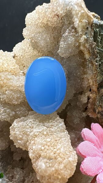 15.90ct 18,5x13,4 mm Natural Blue Onix