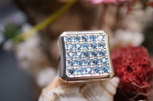 2.70ct Natural Blue Topaz ve 0.25ct Natural Spinel Taşlı Alaşımlı Kararmaz Gümüş Erkek Yüzük