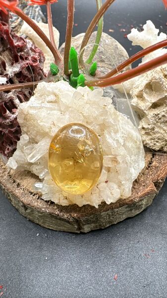 10.80ct 17.6x13.6 mm Natural Citrine