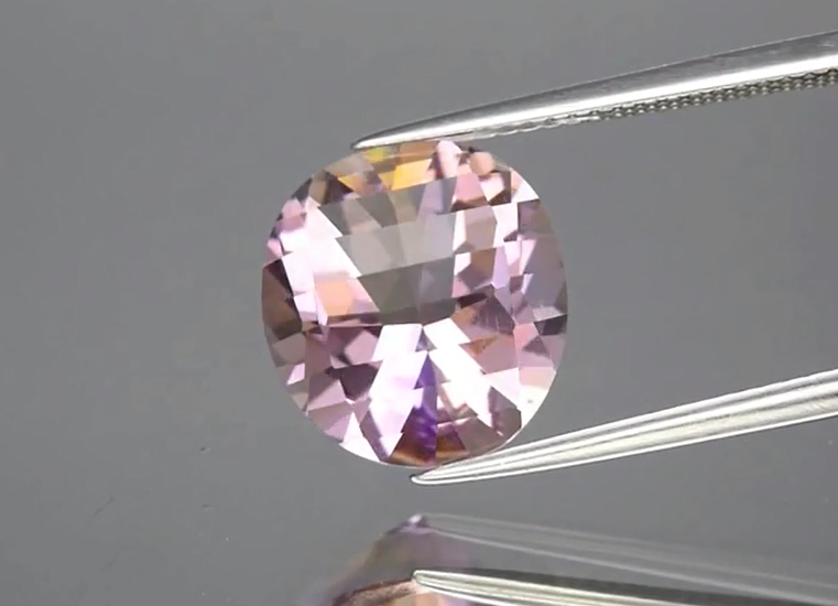 5.53ct 12.3x11mm VVS Oval Natural Untreated Yellow & Purple Ametrine, Bolivia