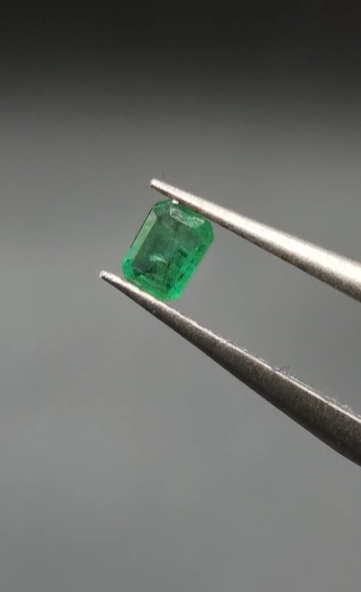 0.19ct 4.1x3.1mm Octagon Natural Emerald