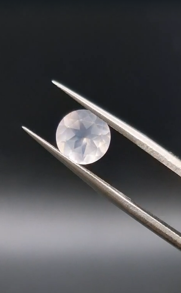 1.70ct 8mm Round Natural Rose Quartz