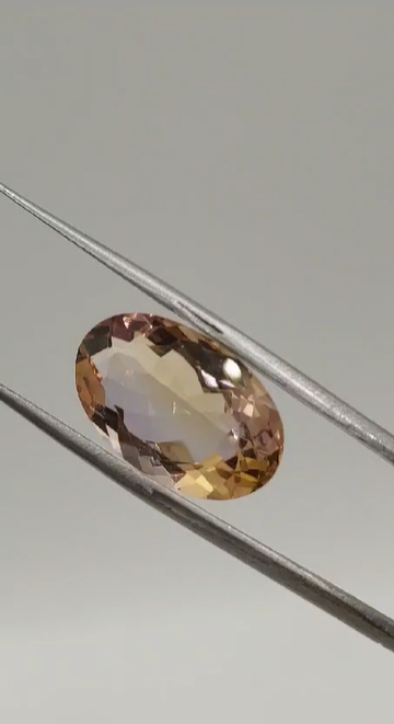 9.05ct 18.1x11.3mm VS Oval Natural  Ametrine