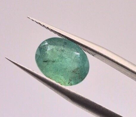 2.69ct 10.3x8.1mm Oval Natural Green Emerald, Zambia