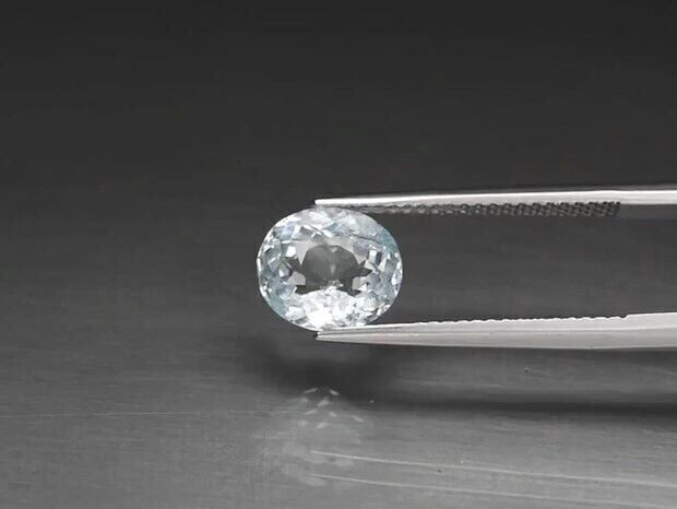 1.87ct 8.5x7.5mm Oval Natural Unheated Blue Aquamarine, Mozambique