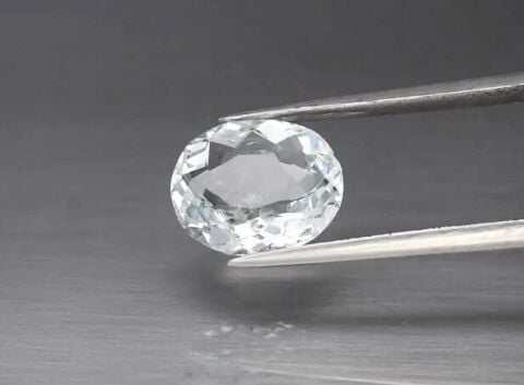 2.32ct 10.3x8.7mm Oval Natural Unheated Light Blue Aquamarine, Mozambique