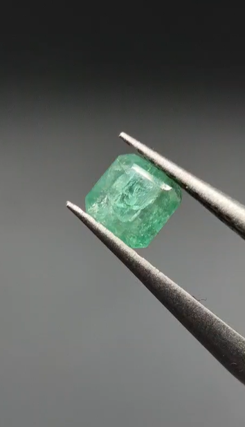 0.47ct 4.4mm Square Natural Emerald