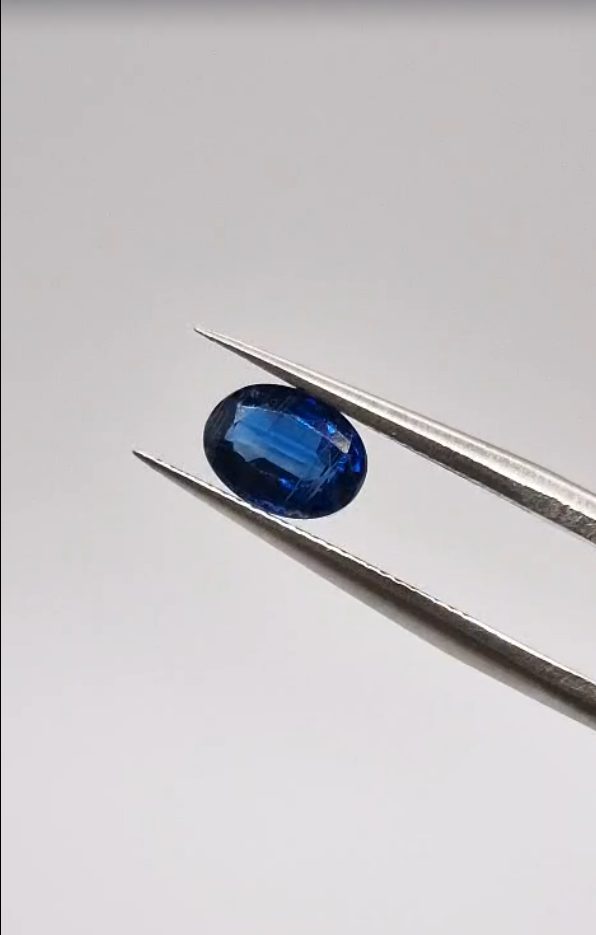 1.13ct 7x5.2mm Oval Natural Untreated Blue Kyanite