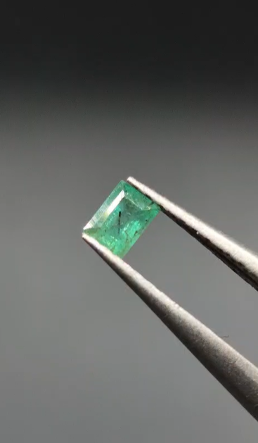 0.17ct 3.5x2.6mm Octagon Natural Emerald