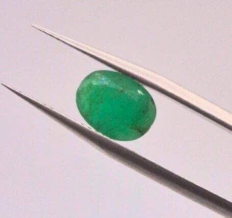 1.95ct 9.2x7mm Oval Natural Green Emerald, Zambia