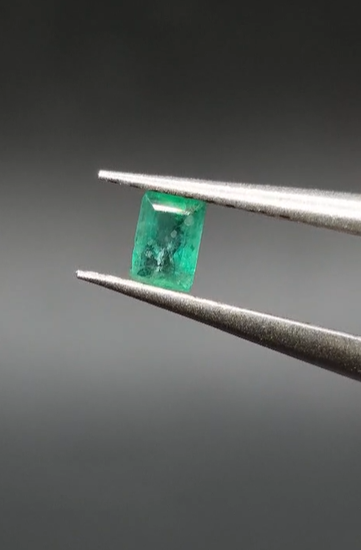 0.13ct 4.7x2.5mm Octagon Natural Emerald