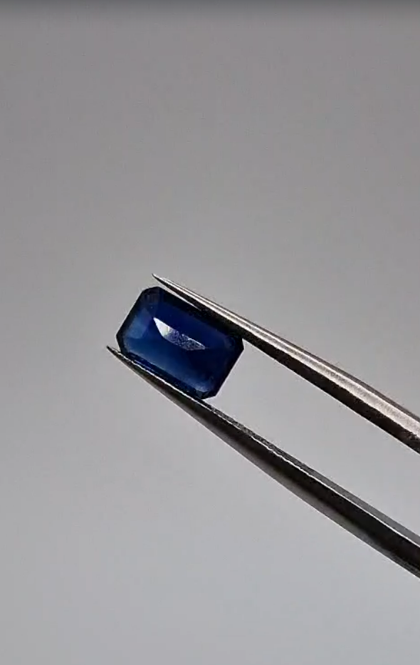 1.15ct 7.7x5mm Octagon Natural Untreated Blue Kyanite
