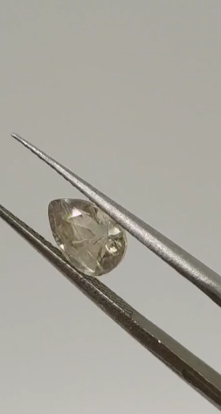 1.35ct 7.9x5.4mm Pear Natural Diaspor (Sultanite)