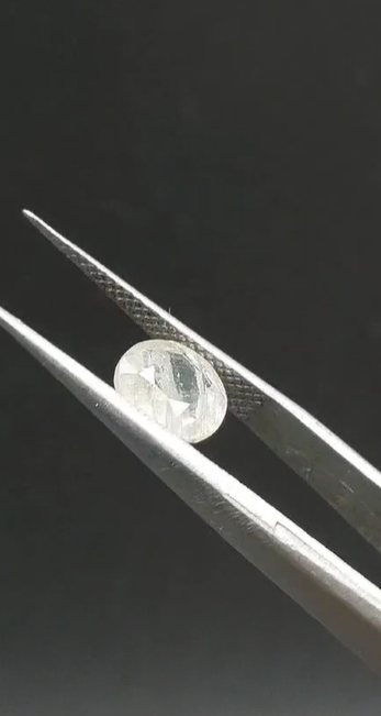 1.60ct 7.3mm Round Natural Diaspor ( Sultanite)