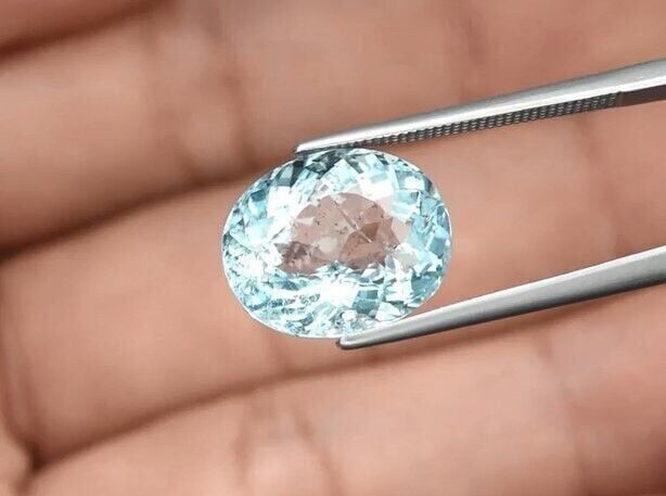 6.10ct 13x10.7mm Oval Natural Unheated Blue Aquamarine, Madagascar