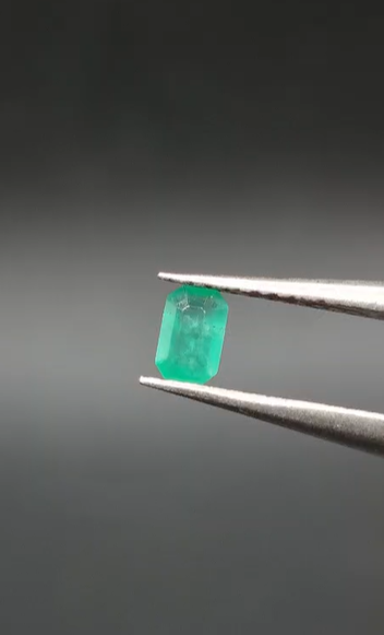 0.15ct 4.5x3mm Octagon Natural Emerald