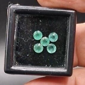 1.31ct 4.15mm 5pcs Lot Round Natural Emerald