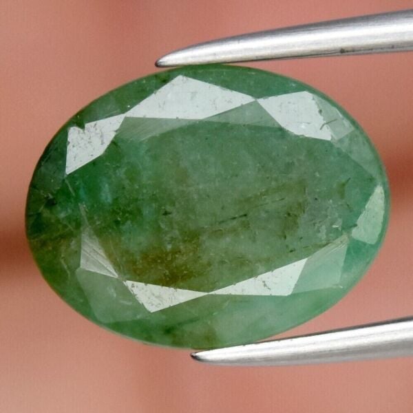 2.64ct 10.5x8mm Oval Green Emerald Gemstone, Zambia